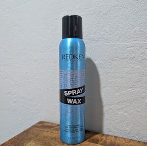 Redken Shimmering Blue Spray Wax 5.5‎ Oz